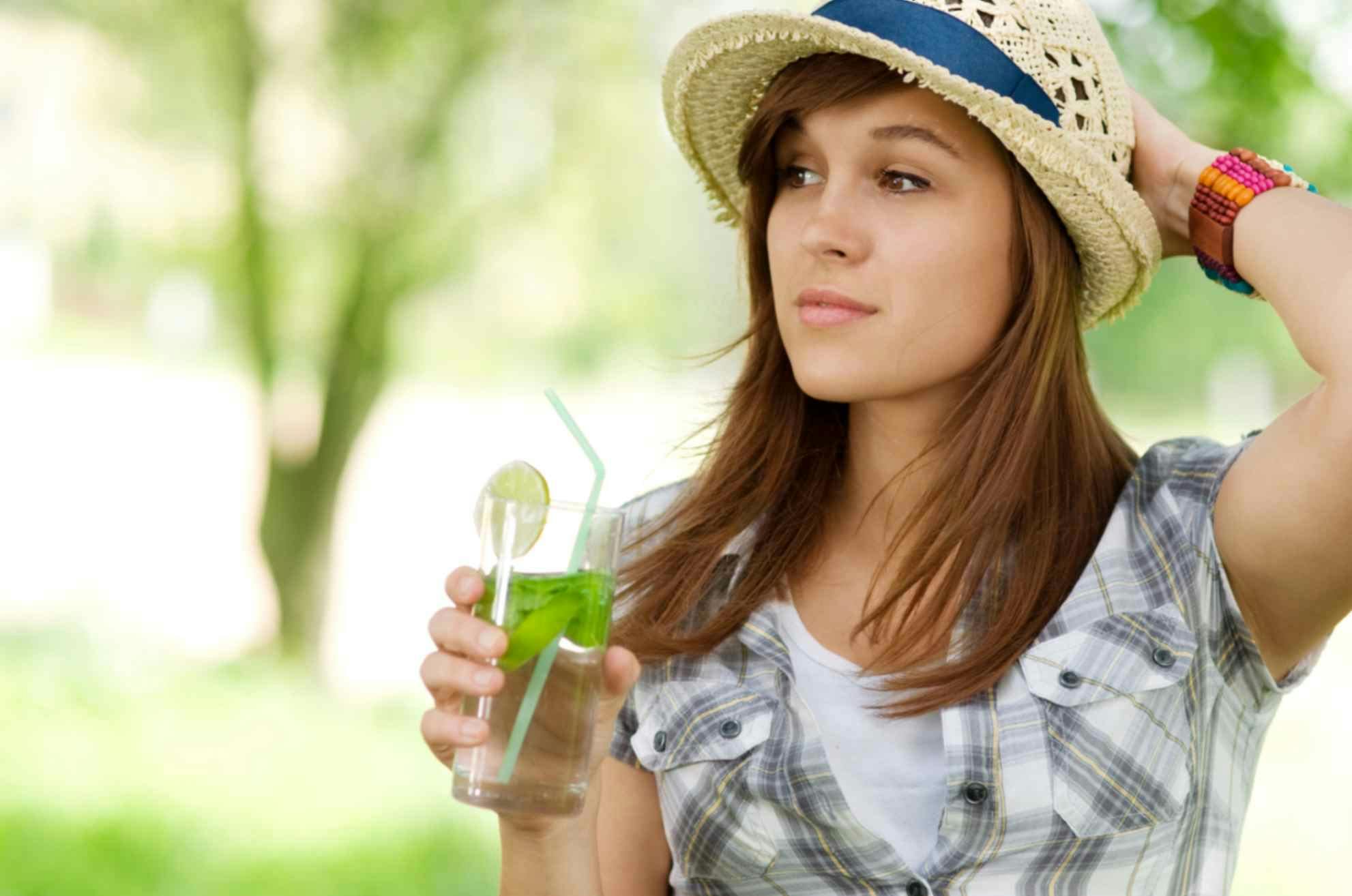 16 Home Remedies For Glowing Skin In Summer 